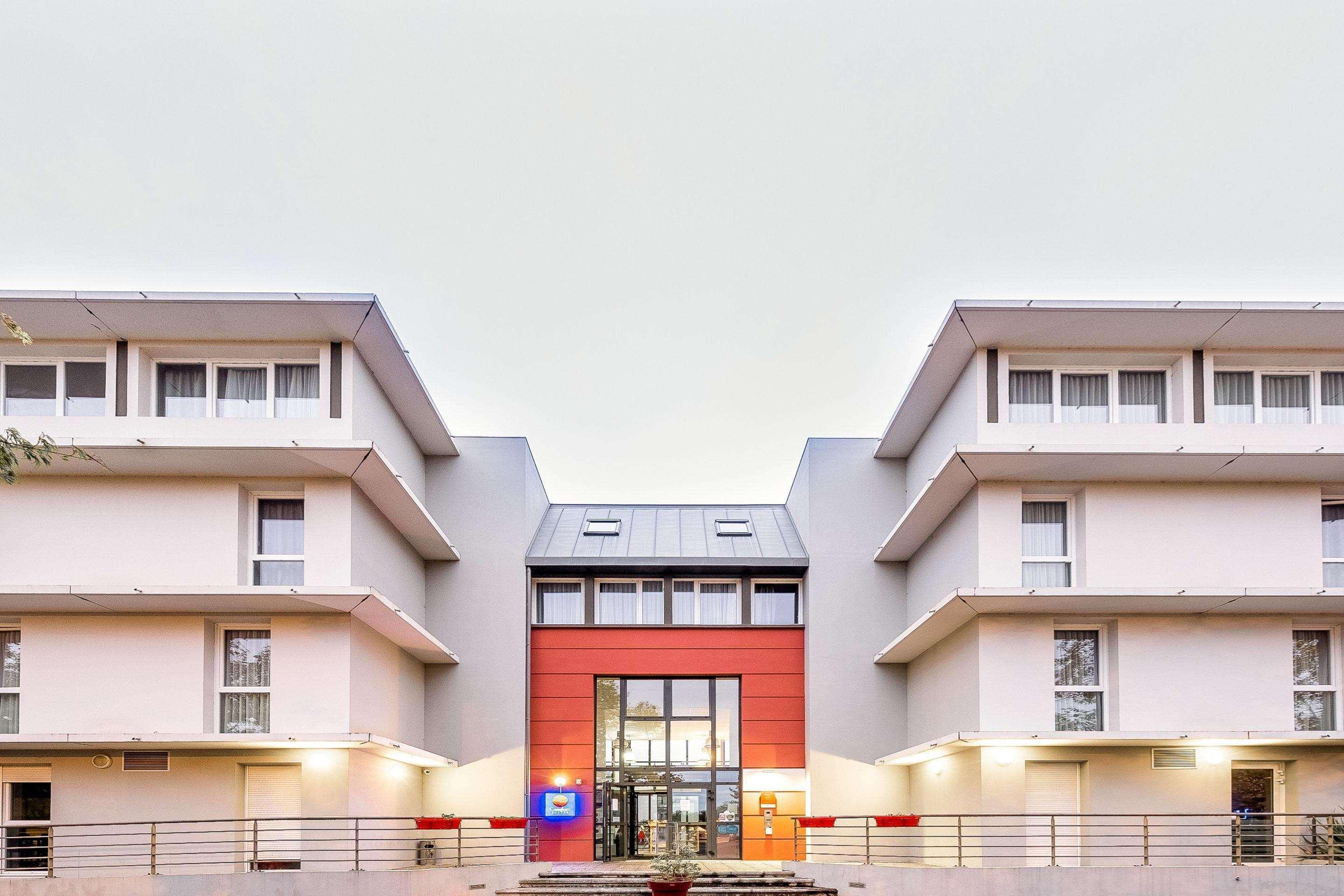 Comfort Suites Pau Idron Exteriör bild