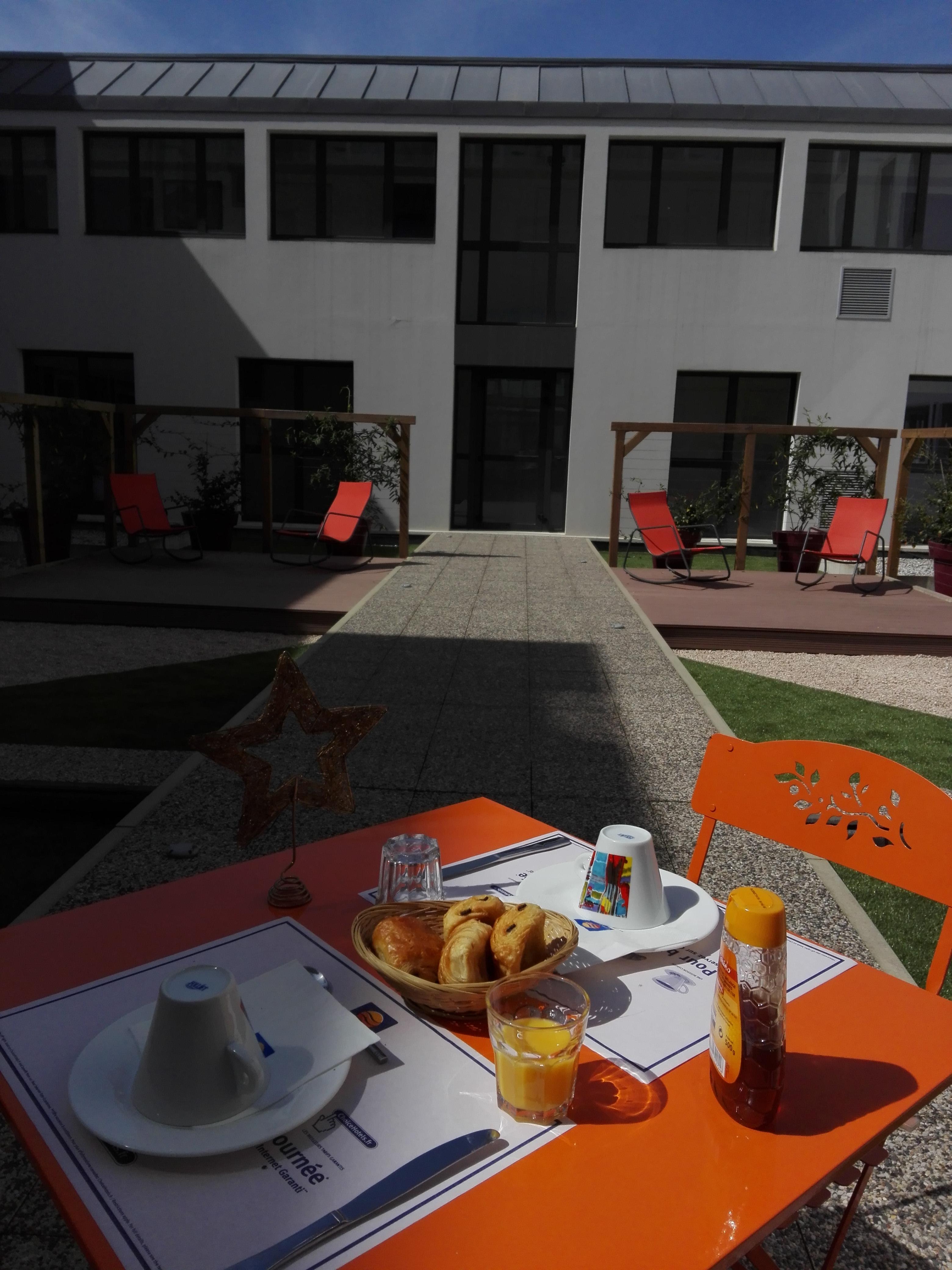 Comfort Suites Pau Idron Exteriör bild
