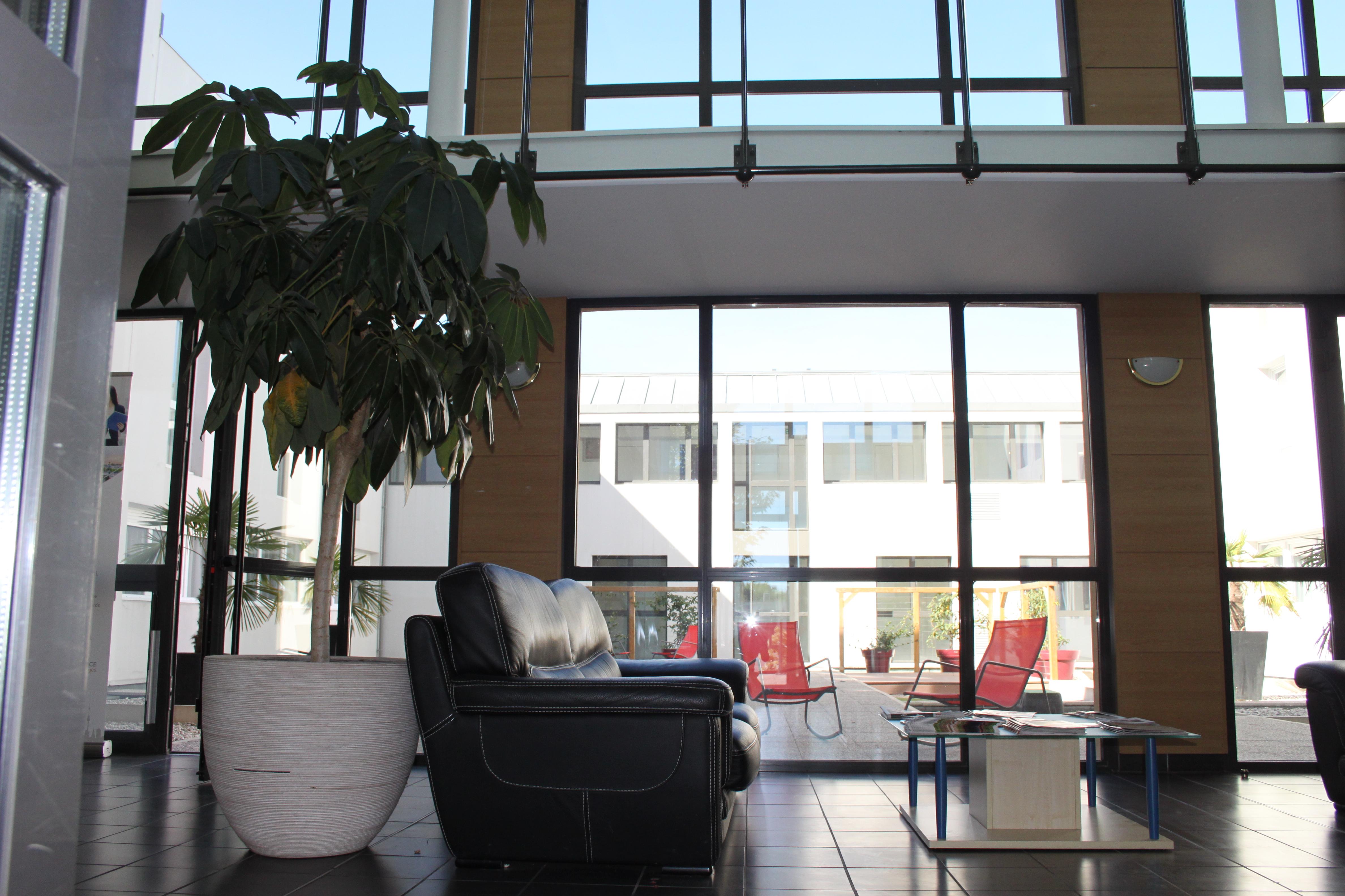 Comfort Suites Pau Idron Exteriör bild