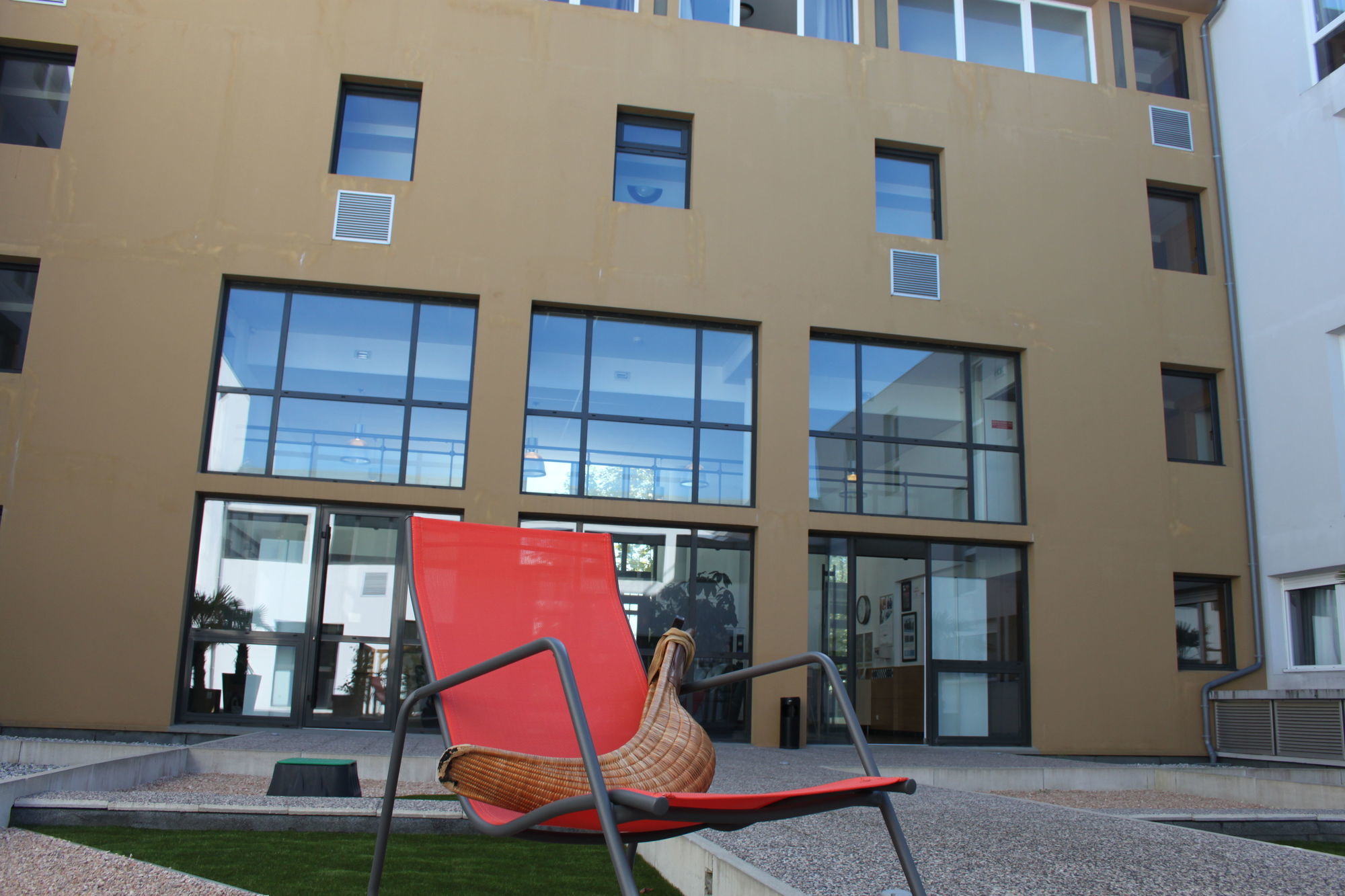 Comfort Suites Pau Idron Exteriör bild