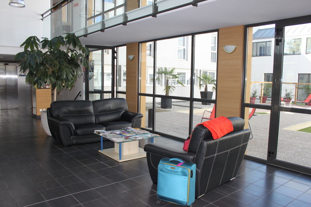 Comfort Suites Pau Idron Exteriör bild